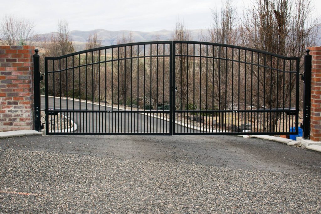 custom gates clarkston wa 